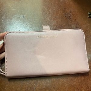 Adrienne Vittadini travel wristlet